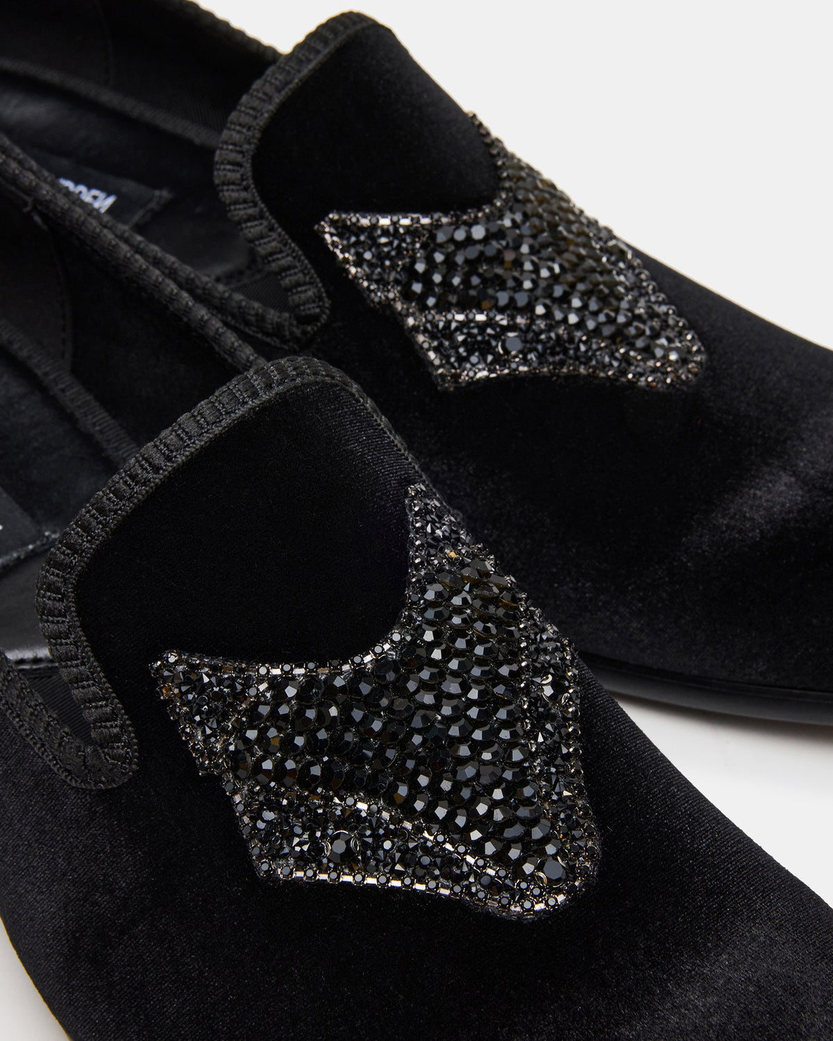 FINN BLACK VELVET