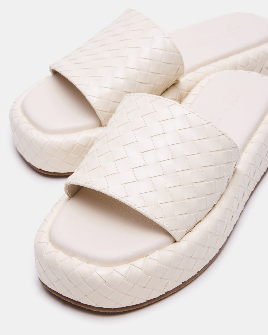 BEACHY QUILTED BONE