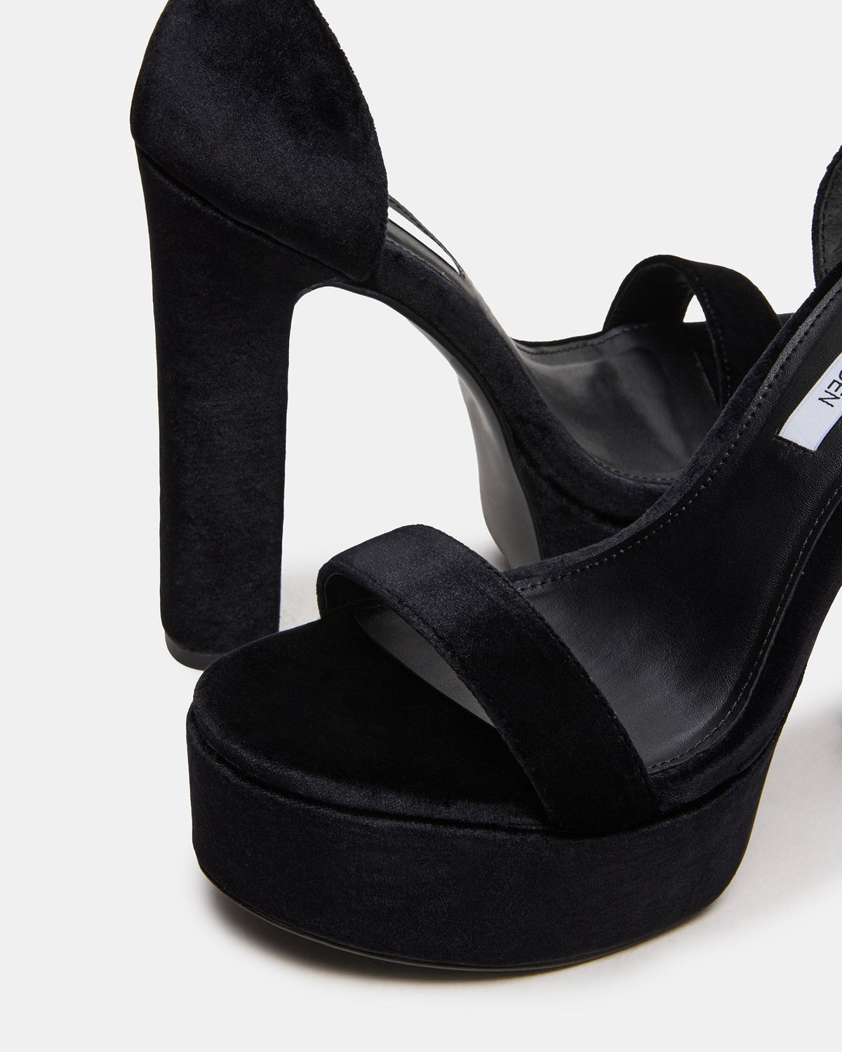 GIADA BLACK VELVET